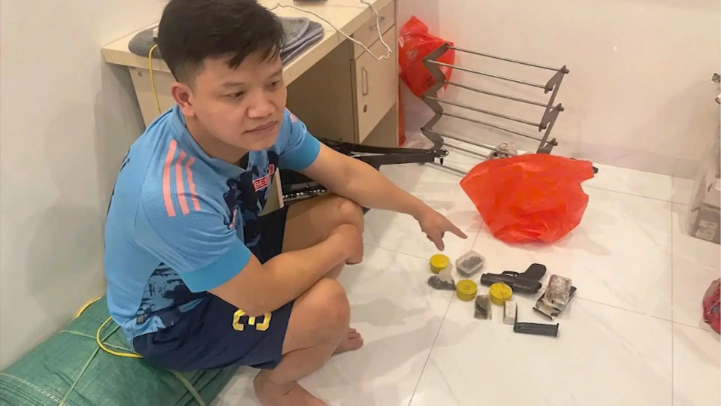 Bắt giữ đối tượng rao bán súng tự chế trên mạng